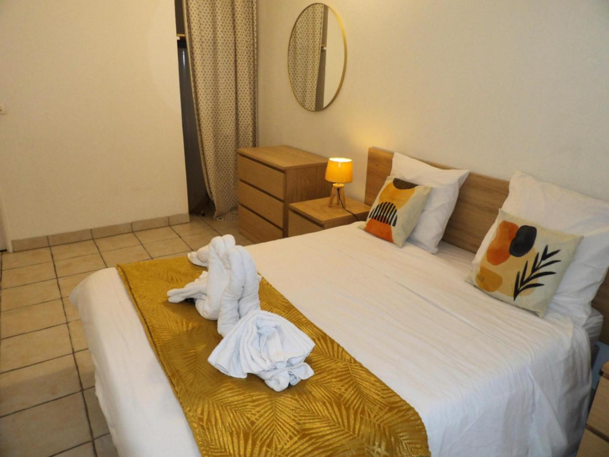 Le Cosy Wiener *Paris*Gare A 300 M*Disneyland* Champs-Sur-Marne Extérieur photo